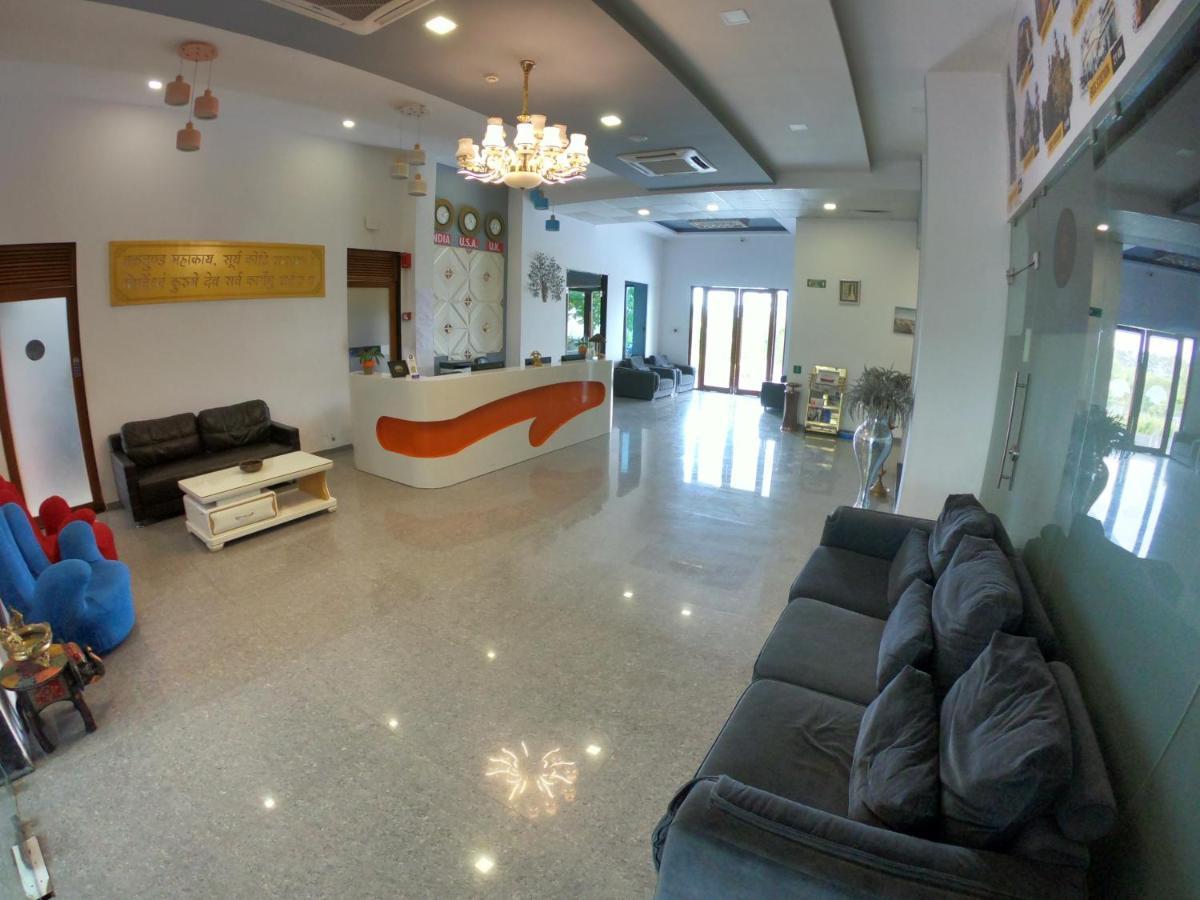 Vadpadraka Hotel And Resort Vadodara Exterior foto